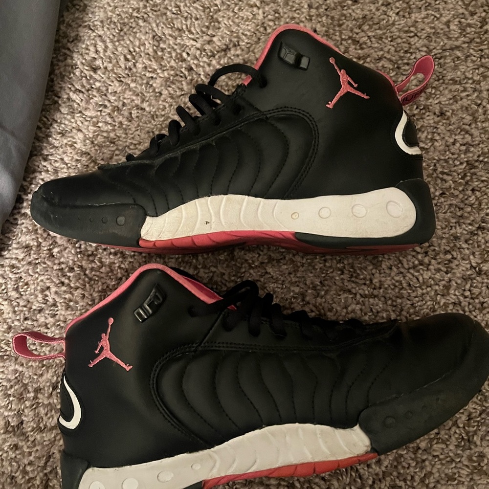 Jordan jump man   size 7y